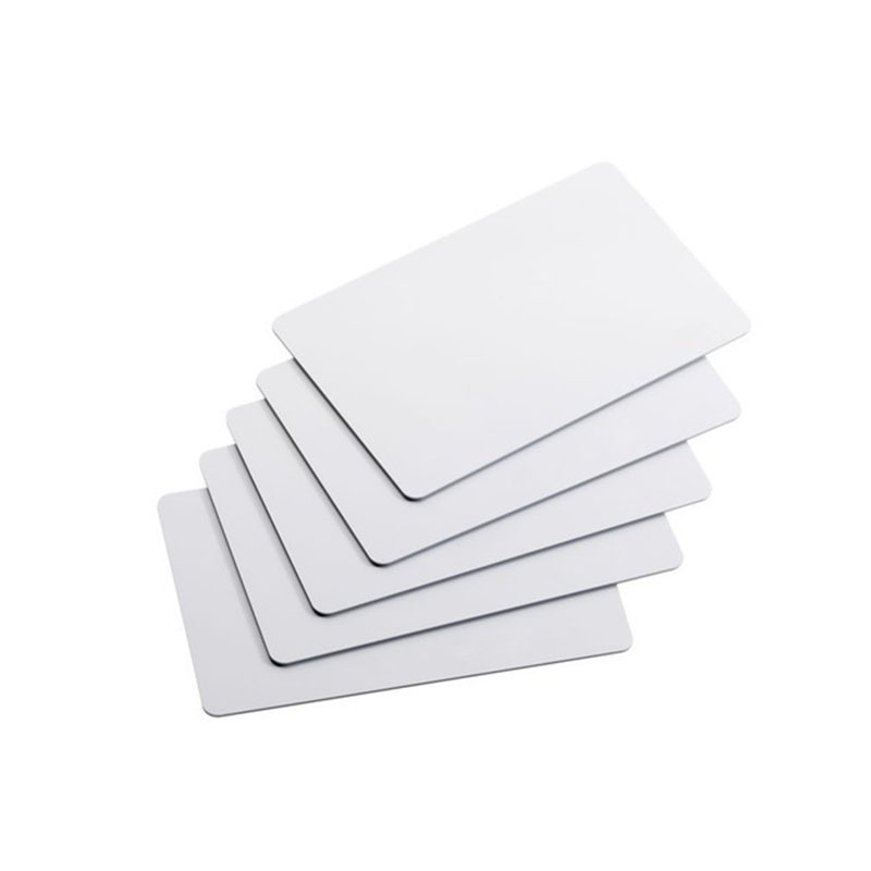 13.56Mhz NFC مخصص للطباعة الحرارية النافثة للحبر الأبيض بطاقة NTAG216 PVC قابلة لإعادة الكتابة